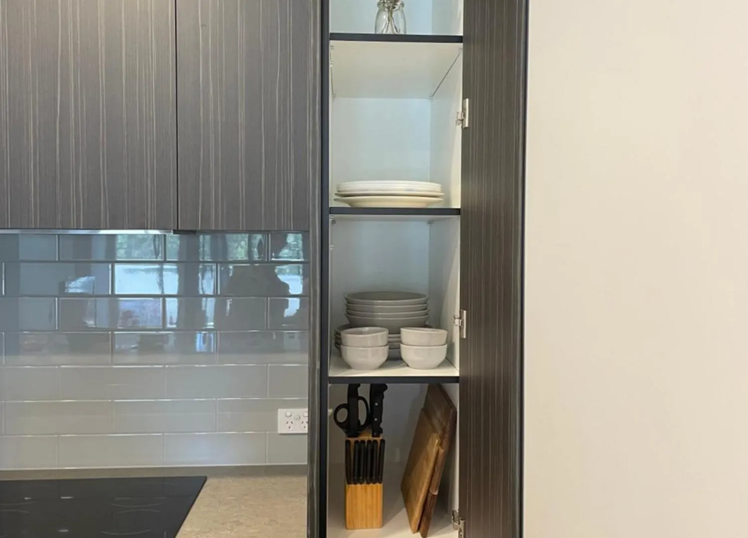 Apartment Brand New Brilliant Location Heart Of Inner South Kingston